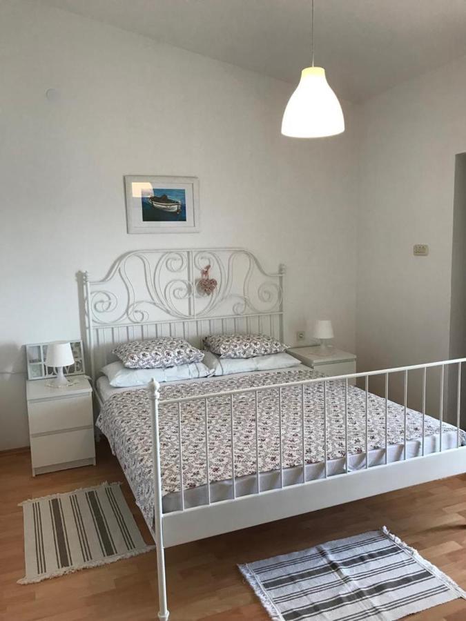 Apartmani Darko Корнич Экстерьер фото